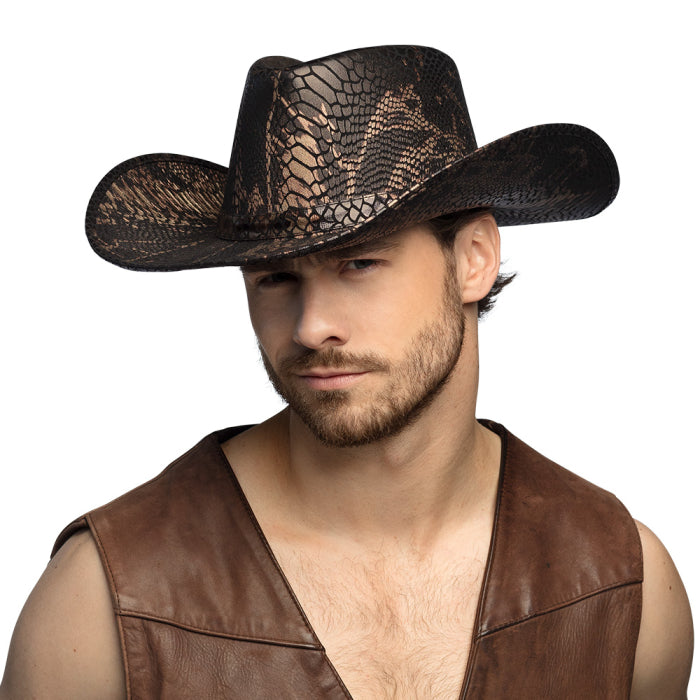 Cowboy Hattu, Cobra